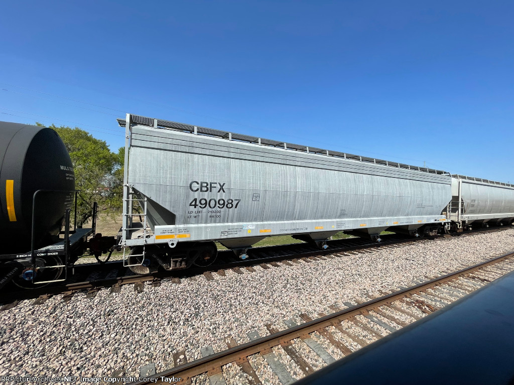 CBFX 490987